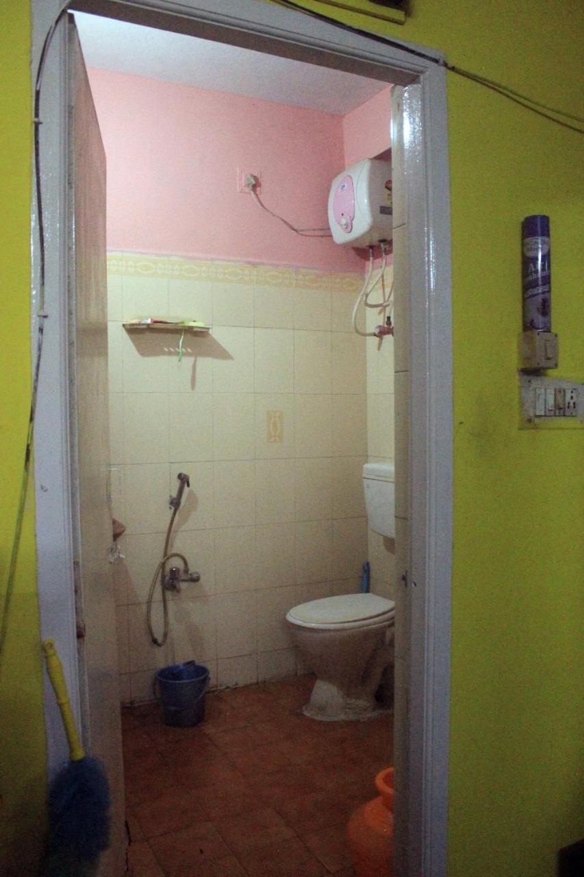 Vadapalani House Apartment *